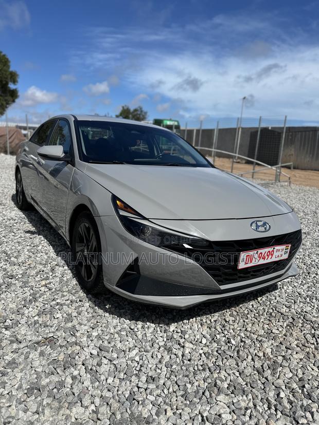 Hyundai Elantra 2021 Gray