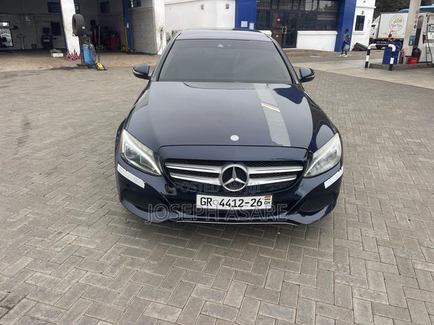 Mercedes-Benz C300 2016