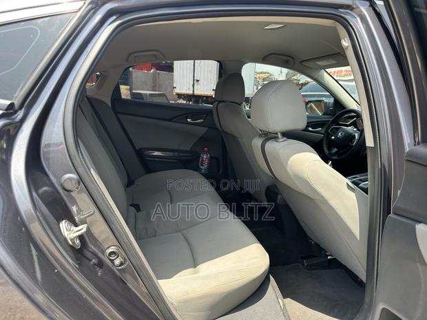 Honda Civic 2019 Gray