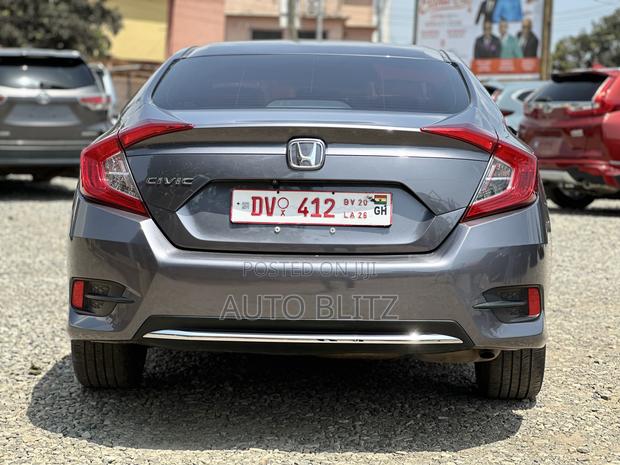 Honda Civic 2019 Gray