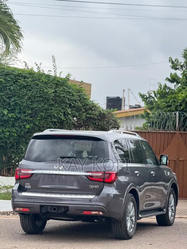 Infiniti QX80 PREMIUM SELECT 4WD 2024 Gray