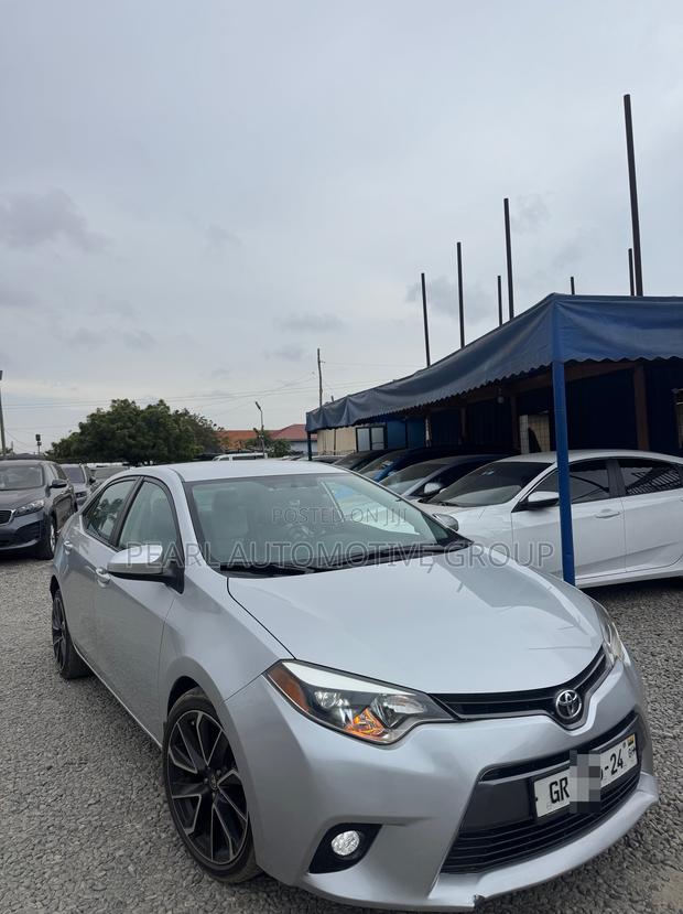 Toyota Corolla 2016 Silver
