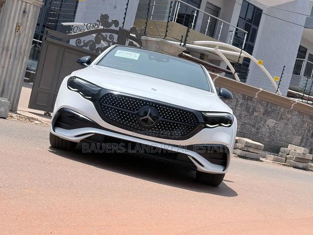 New Mercedes-Benz E350 2024 White