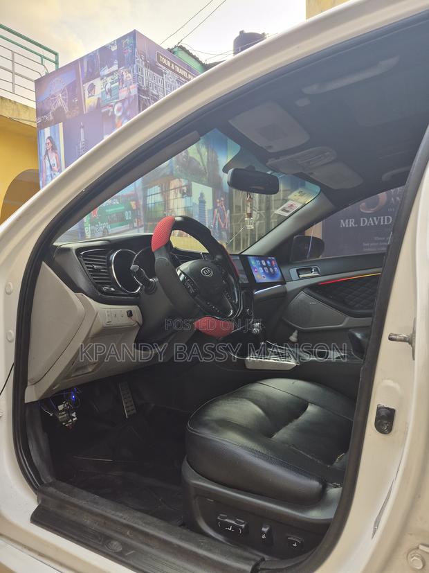 Kia Optima 2012 White