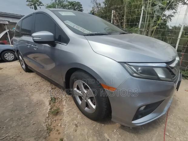 Honda Odyssey 2.4 G 4WD 2019 Silver