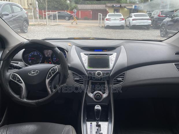 Hyundai Elantra 2013 Gray