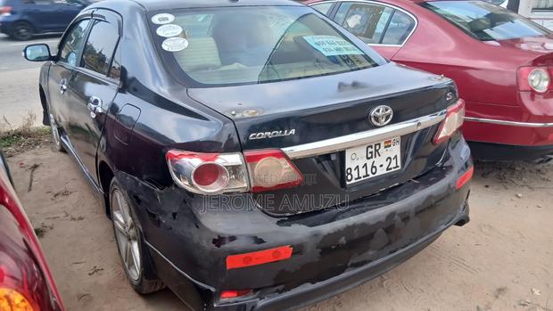 Toyota Corolla 2013 Black