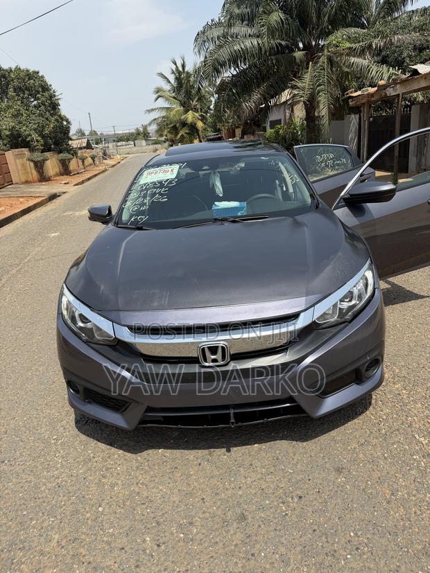 Honda Civic EX Sedan 2018 Gray