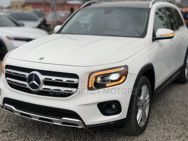 Mercedes-Benz GLB-Class GLB 250 4MATIC 2023 White