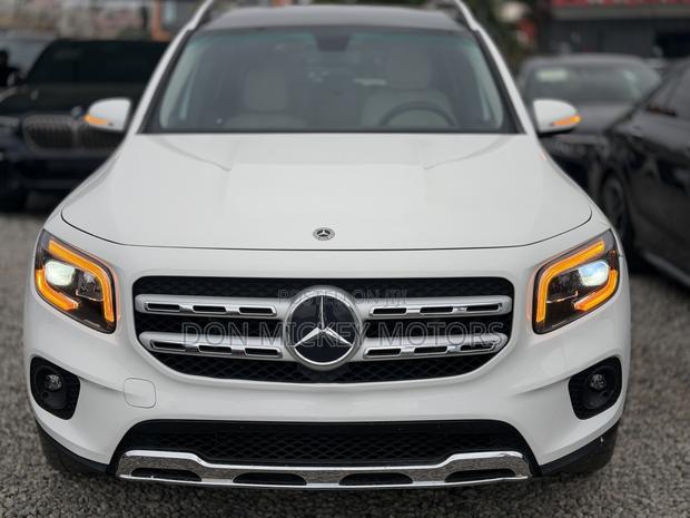 Mercedes-Benz GLB-Class GLB 250 4MATIC 2023 White