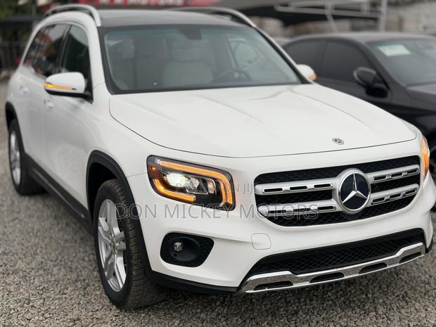 Mercedes-Benz GLB-Class GLB 250 4MATIC 2023 White