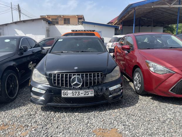 Mercedes-Benz C250 2014 Black