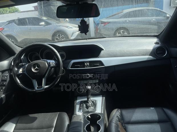 Mercedes-Benz C250 2014 Black