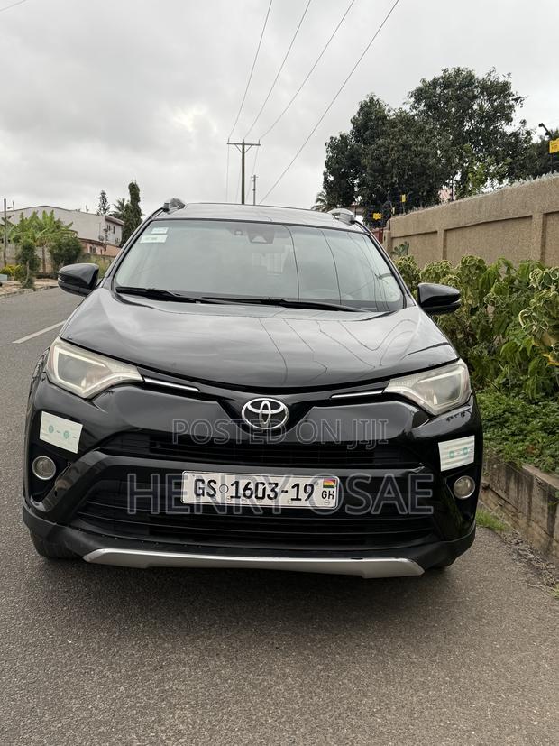 Toyota RAV4 LE AWD (2.5L 4cyl 6A) 2017 Black