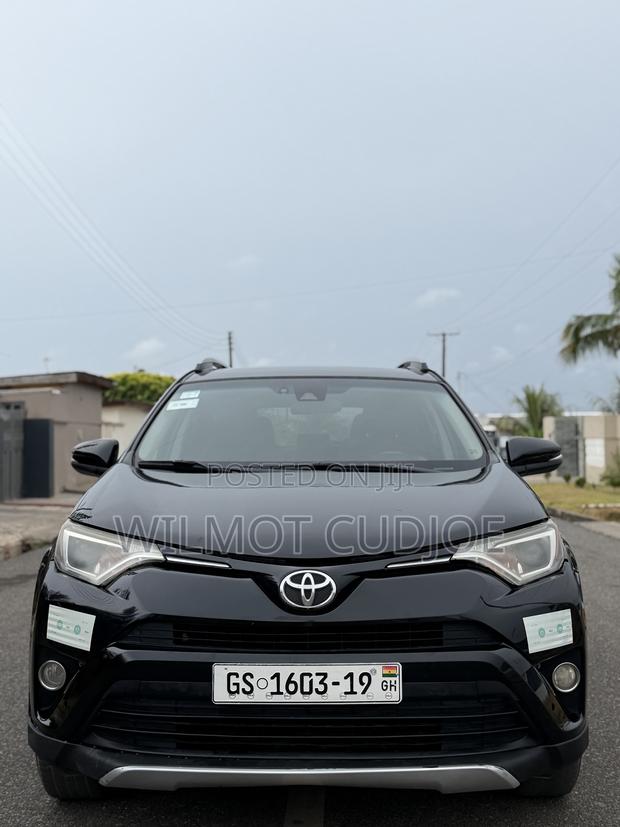 Toyota RAV4 XLE AWD (2.5L 4cyl 6A) 2017 Black