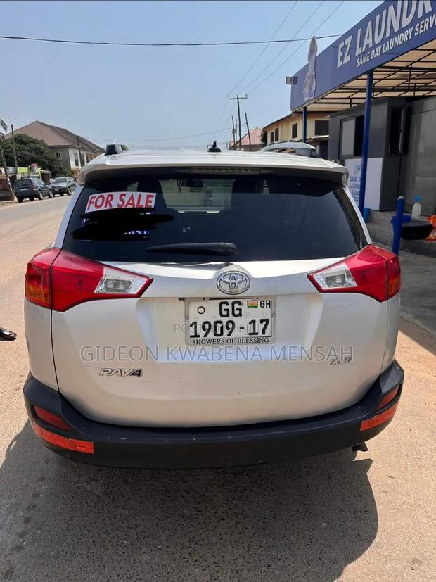 Toyota RAV4 LE 4dr SUV (2.5L 4cyl 6A) 2014 Silver