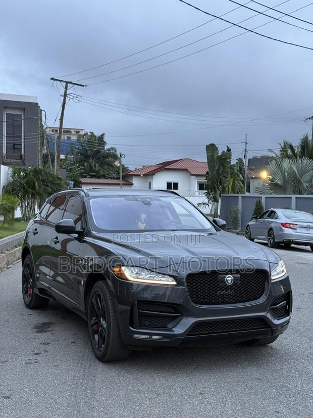 Jaguar F-Pace 35t R-Sport 2017 Black