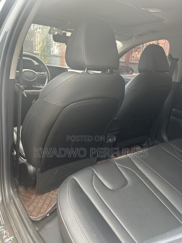 Hyundai Elantra 2021 Gray