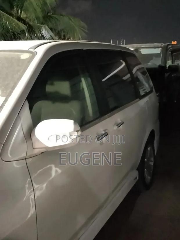 Mazda MPV 2005 White