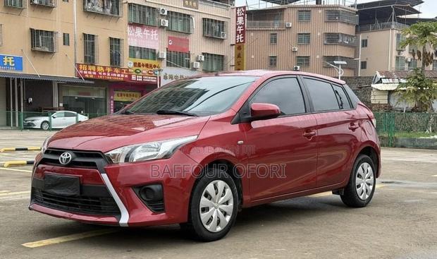 Toyota Yaris 2024 Red