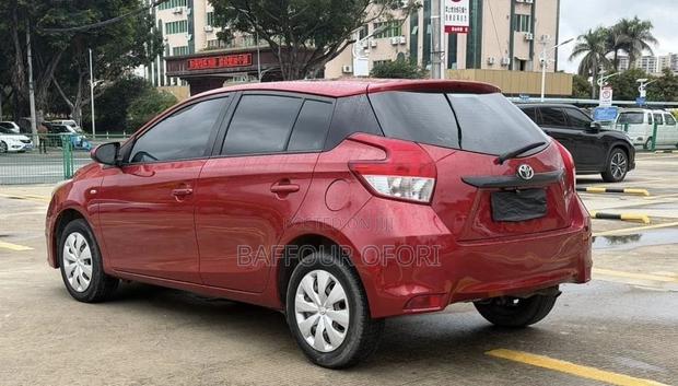 Toyota Yaris 2024 Red