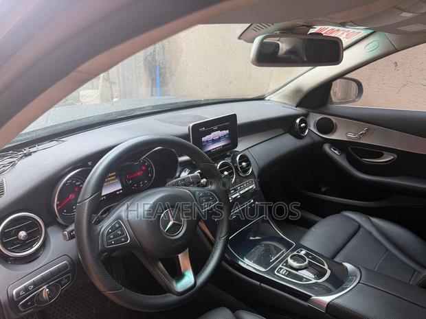 Mercedes-Benz C300 2018 Gray