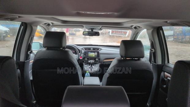Honda CR-V Touring 4dr SUV AWD (1.5L 4cyl CVT) 2017 Silver