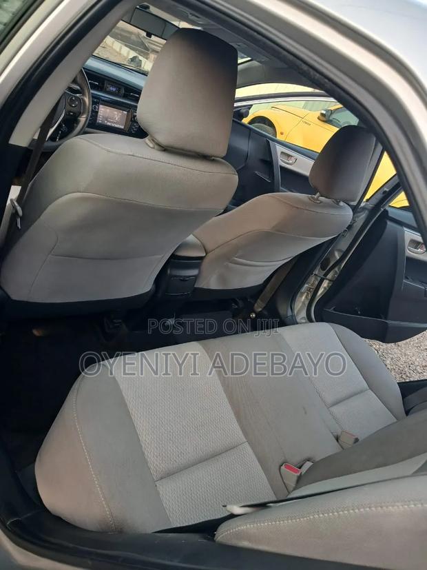 Toyota Corolla 2016 Silver