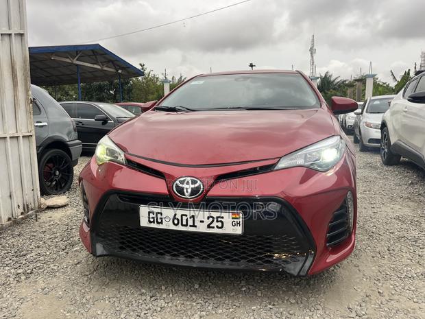 Toyota Corolla LE (1.8L 4cyl 2A) 2018 Red