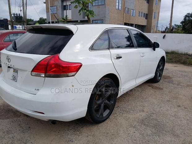 Toyota Venza LE 2012 White