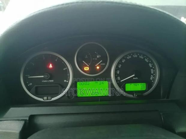 Land Rover Discovery 2010 Silver