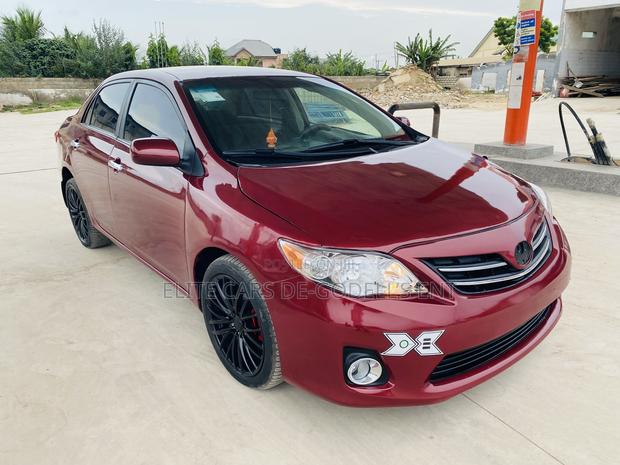 Toyota Corolla LE 4dr Sedan (1.8L 4cyl 4A) 2013 Red