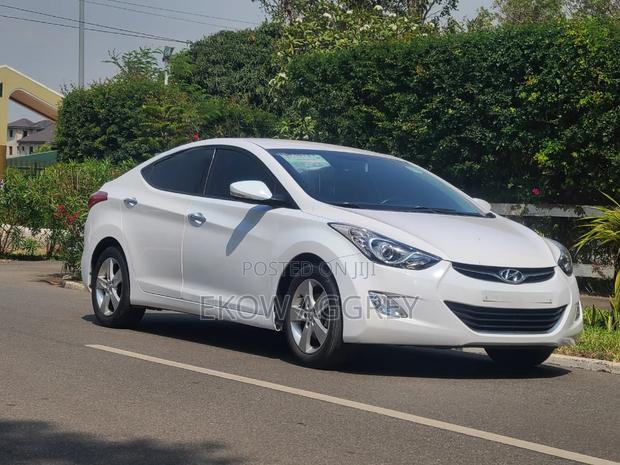 Hyundai Avante 2014 White