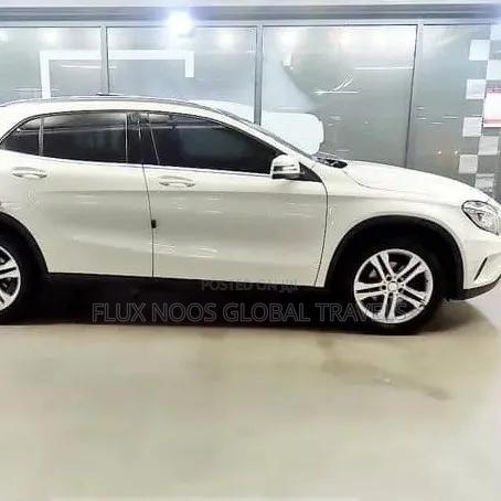 Mercedes-Benz GLA-Class 2017 White