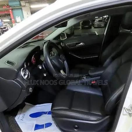 Mercedes-Benz GLA-Class 2017 White