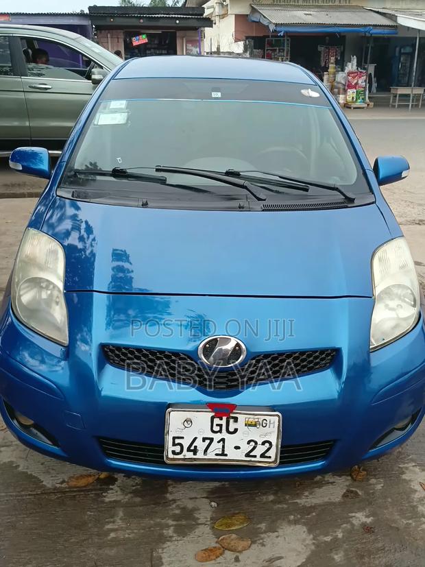 Toyota Vitz 1.0 FWD 5dr 2010 Blue