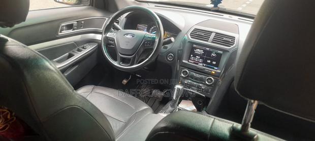 Ford Explorer 2016 Gray