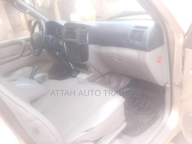 Toyota Land Cruiser 2009 Brown