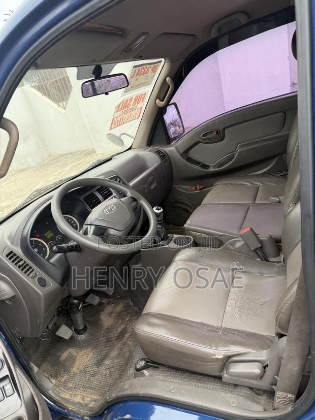 Hyundai Porter II 2013 Blue