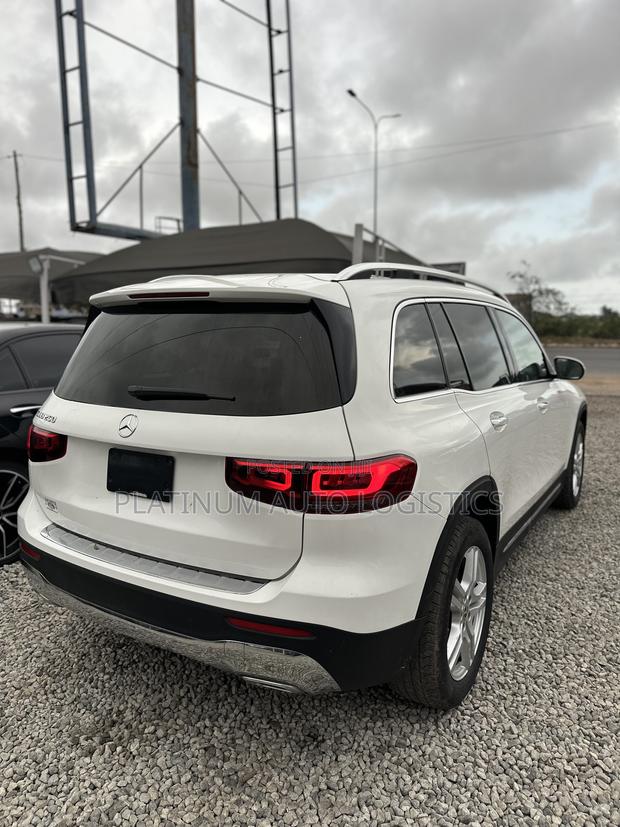 Mercedes-Benz GLB-Class GLB 250 4MATIC 2023 White