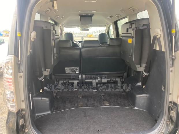 Toyota Voxy V 2WD 8-Seater 2013 Black