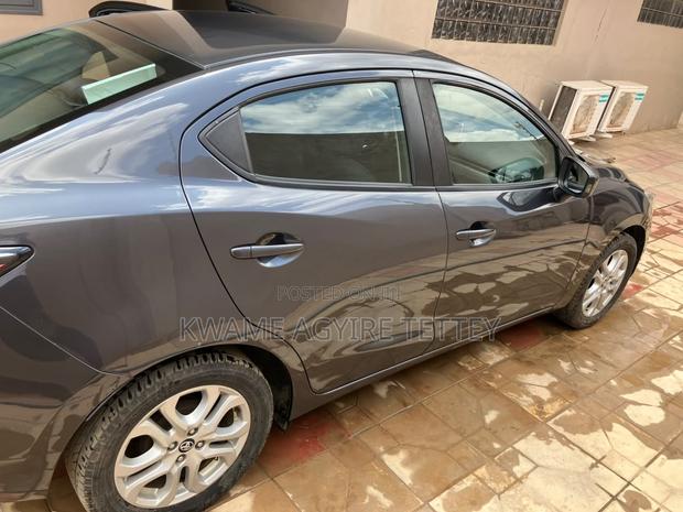 Toyota Yaris iA 1.5 FWD 2017 Gray