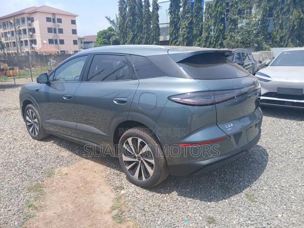 New BYD Sealion 06 DM-i Luxury 2025 Green
