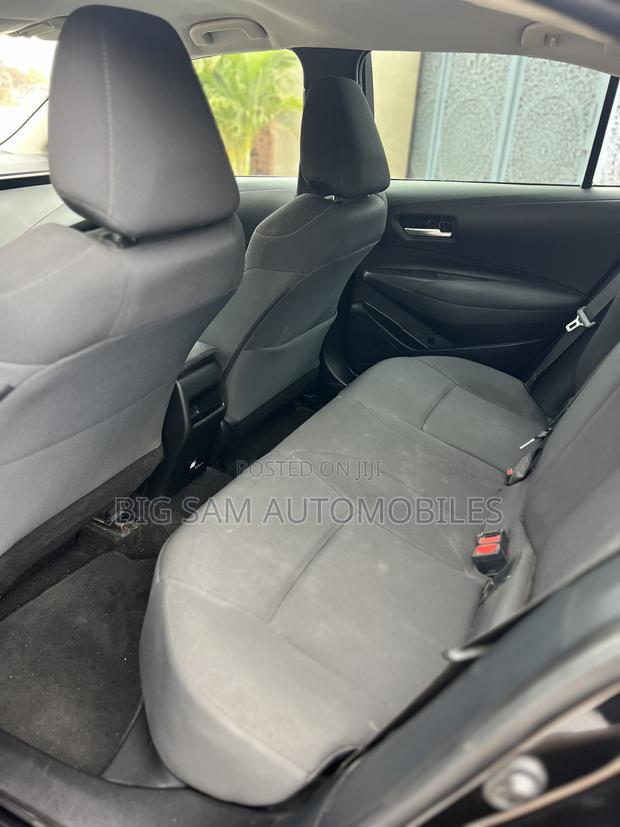 Toyota Corolla LE 2021 Black