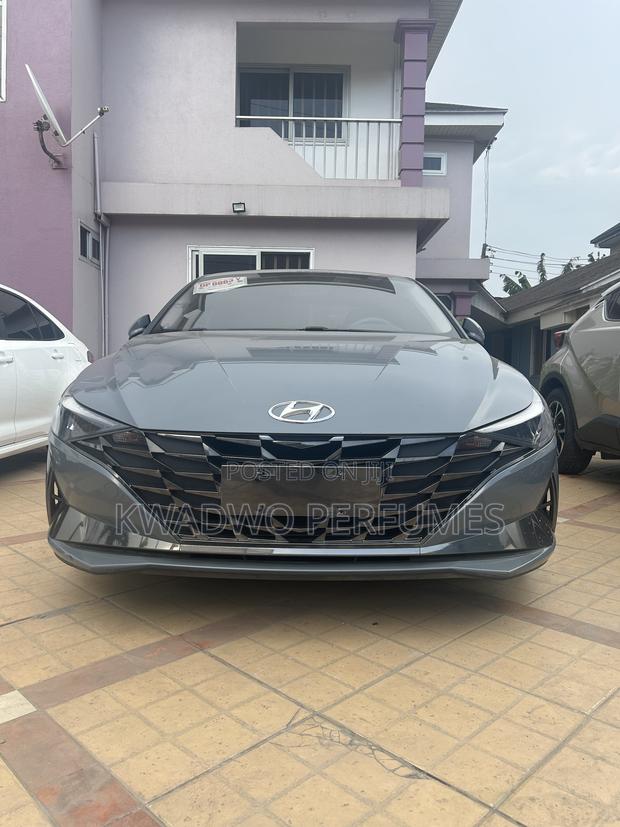 Hyundai Elantra 2021 Gray