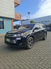 Toyota Highlander LE Plus 2019 Black for sale
