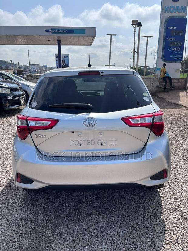 Toyota Vitz 1.5 FWD 3dr 2017 Silver