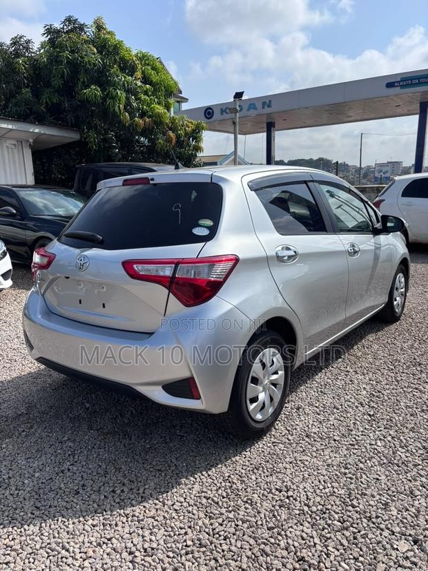 Toyota Vitz 1.5 FWD 3dr 2017 Silver