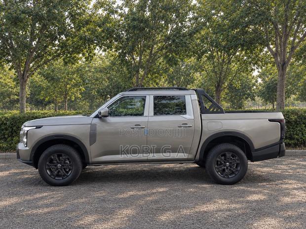 New Nissan Z9 2.3T Diesel 4WD 2025 Ivory