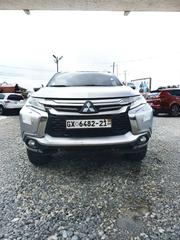 Mitsubishi Montero 3.0 5dr AWD 2021 Silver for sale